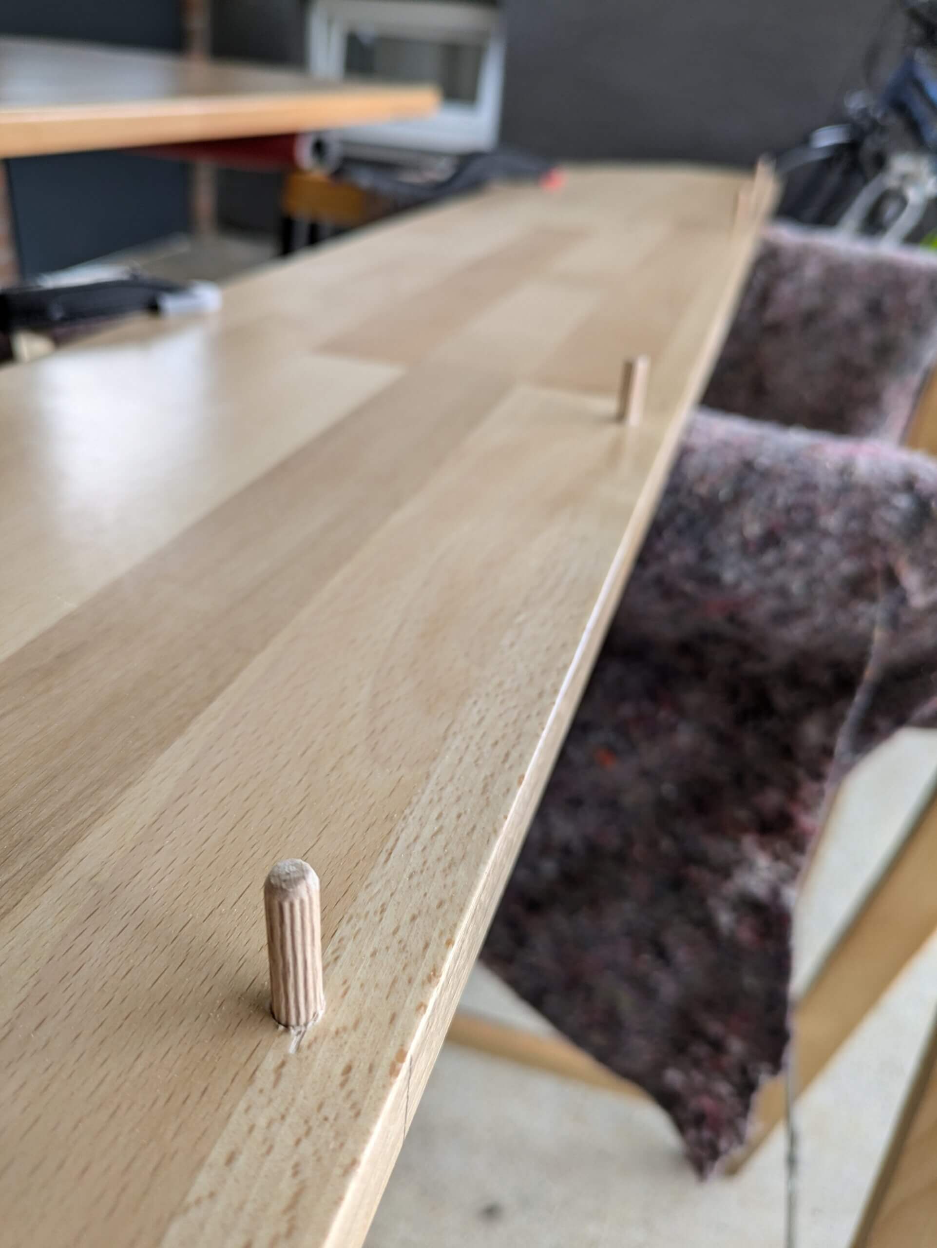DIY Tischplatte Dübel 2